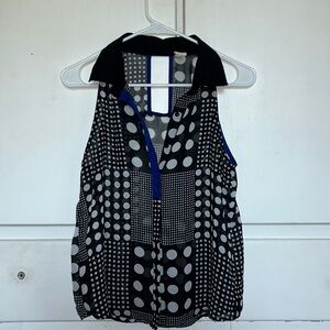 Summer Blouse: Small - Polka dot, sleeveless, collared, button up blouse